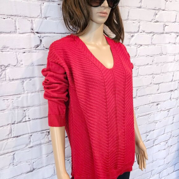 CHAPS, Vibrant red v-neck 100% cotton sweater - Picture 8 of 14